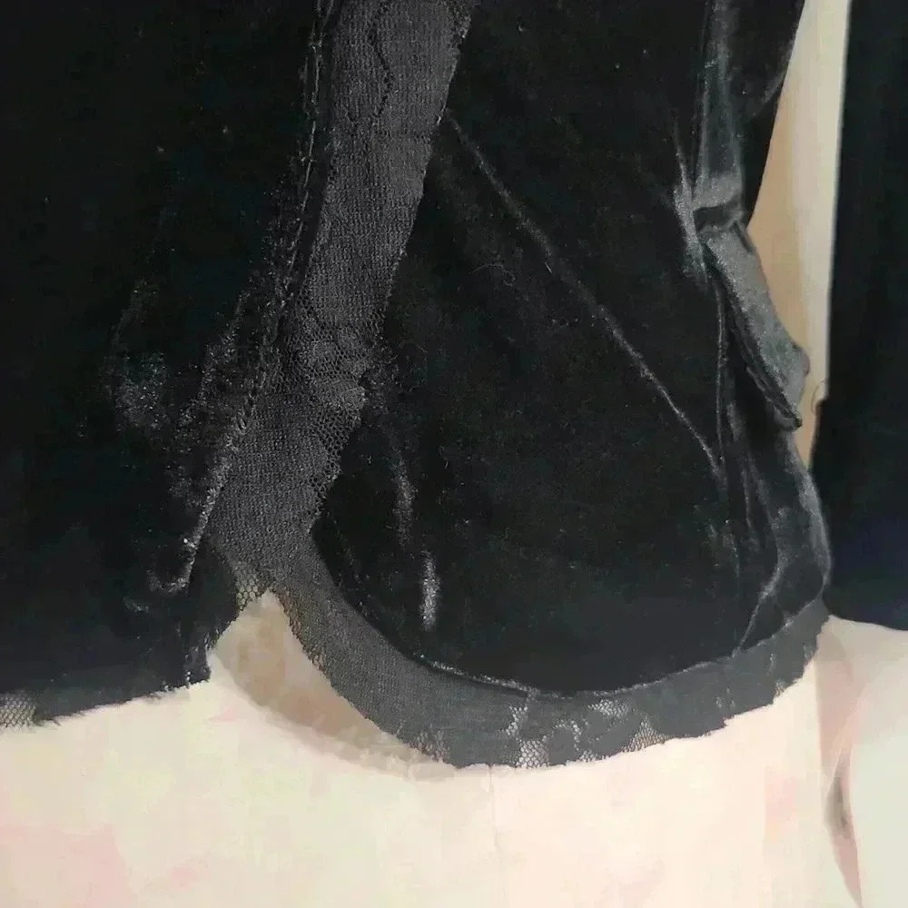 John Paul Richard Velvet and Lace Blazer - Picture 2 of 12
